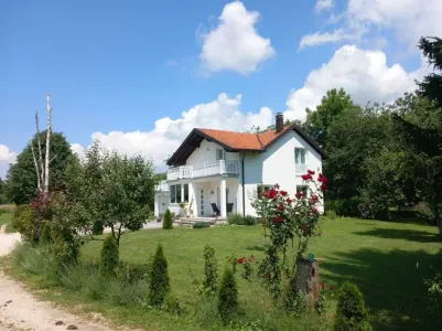 სახლი იყიდება 72250 Vitez BA