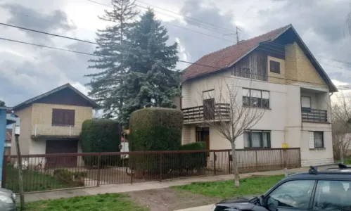სახლი იყიდება  21470 Bački Petrovac RS